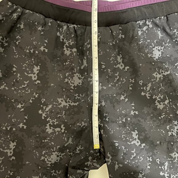 Fabletics Large Camo Track Pants - Picture 5 of 5